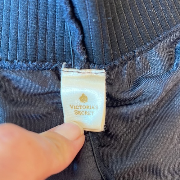 Victoria’s Secret Vintage Spanx. - Picture 7 of 7